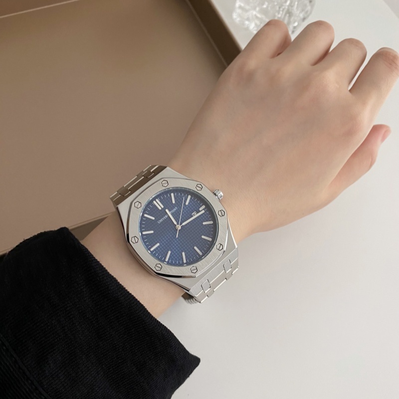 Simple And Stylish Oak Sports Large Dial - Image 8