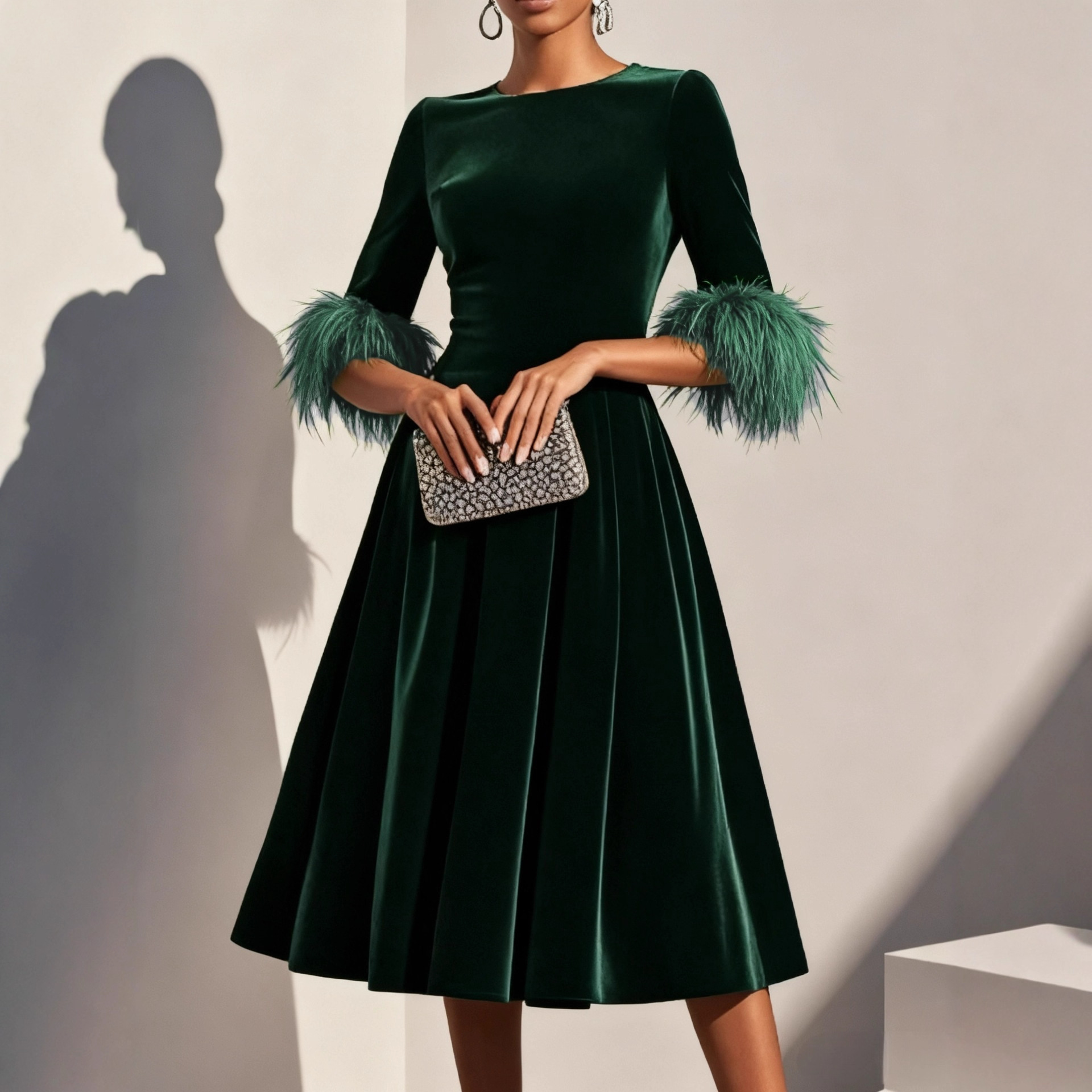 Elegant AutumnWinter Round-Neck Velvet Dress For Women - Image 2