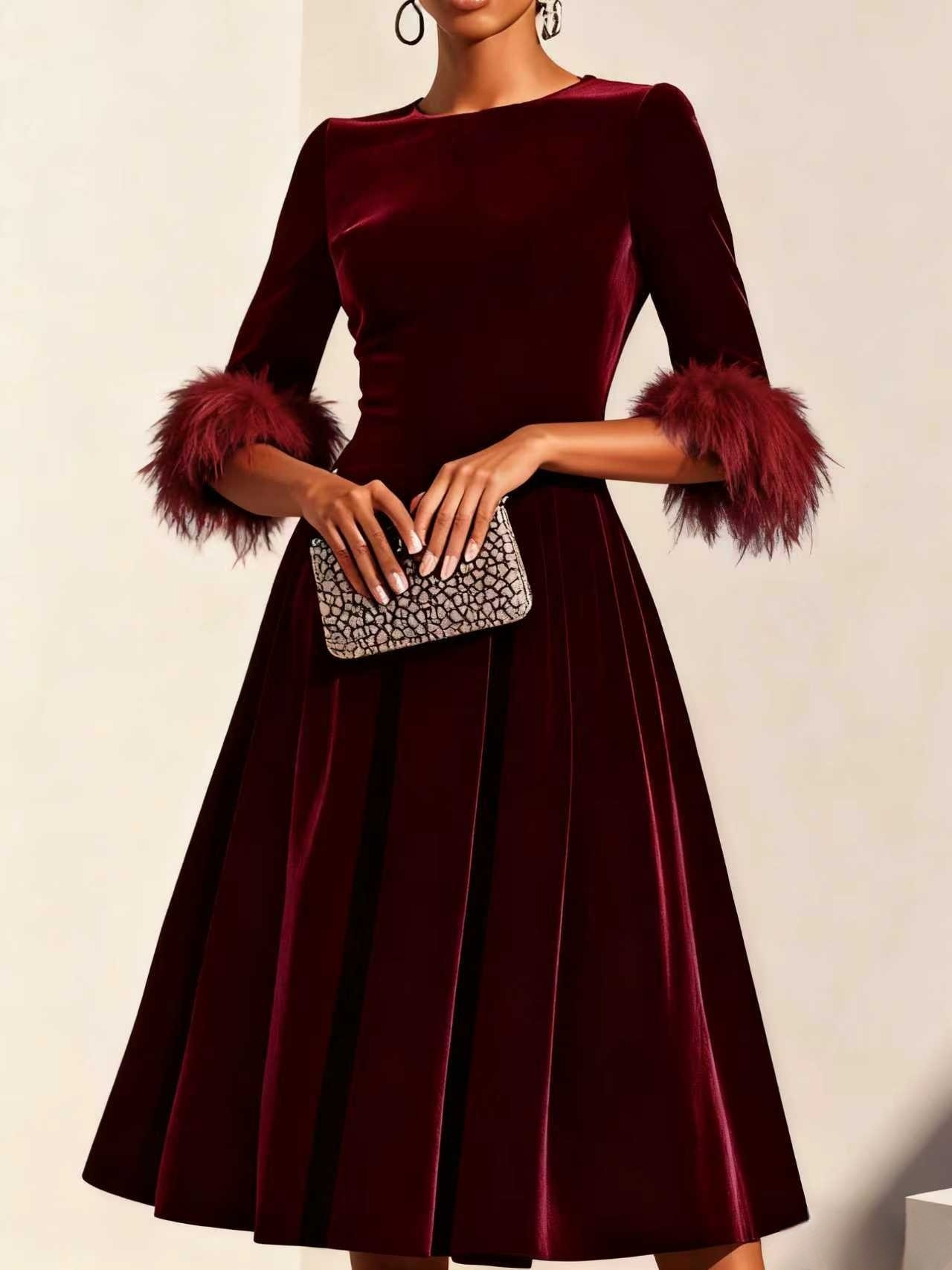 Elegant AutumnWinter Round-Neck Velvet Dress For Women - Image 7