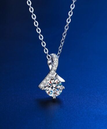 S925 Silver Necklace With White Gold Plating And Moissanite Stones
