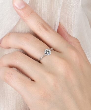 S925 Sterling Silver Diamond-studded Ring 1 Karat Women's Simple