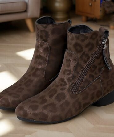 Women's Retro Suede Martin Boots Girl