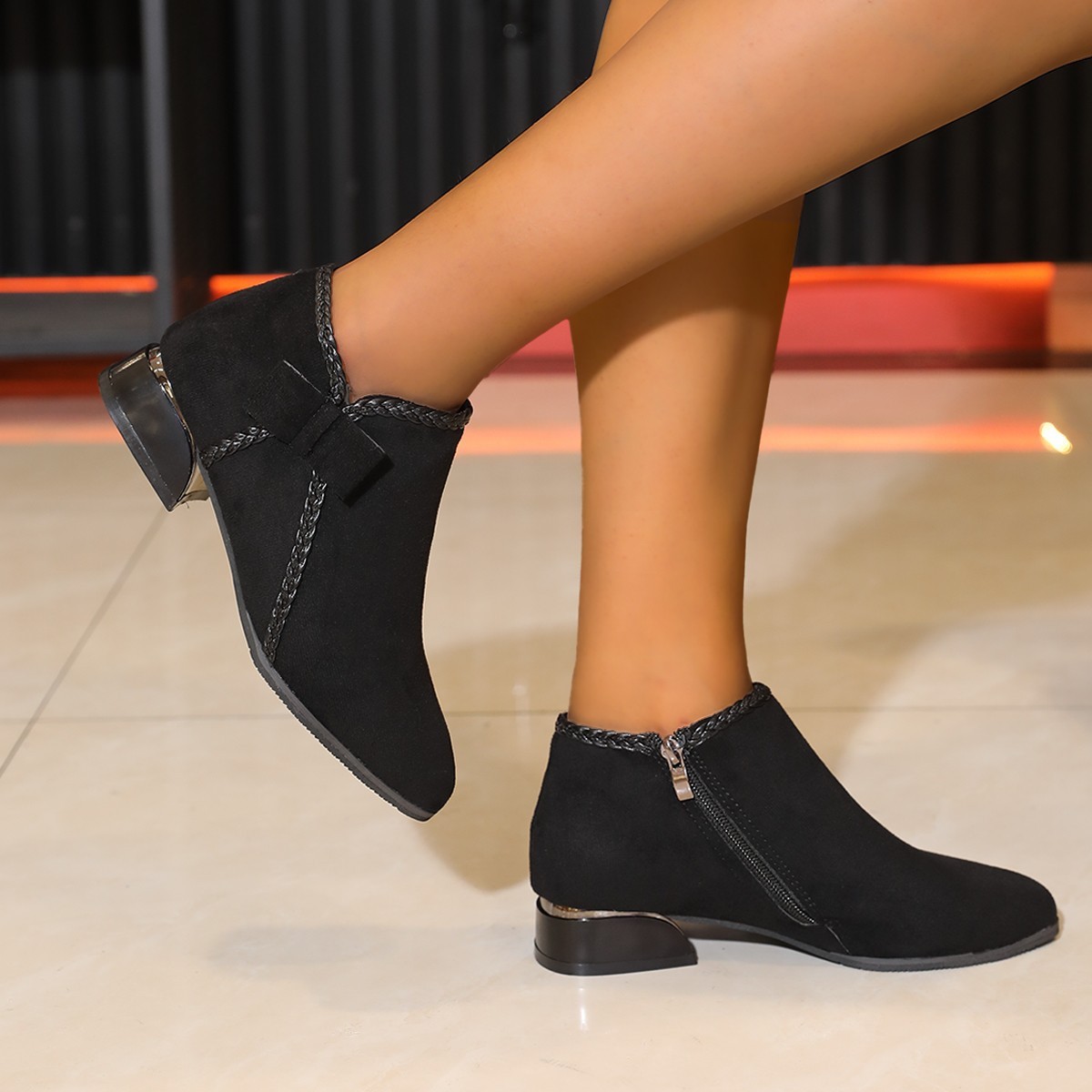 Bow-tie Pointed-toe Side-zip Womens Boots - Image 3