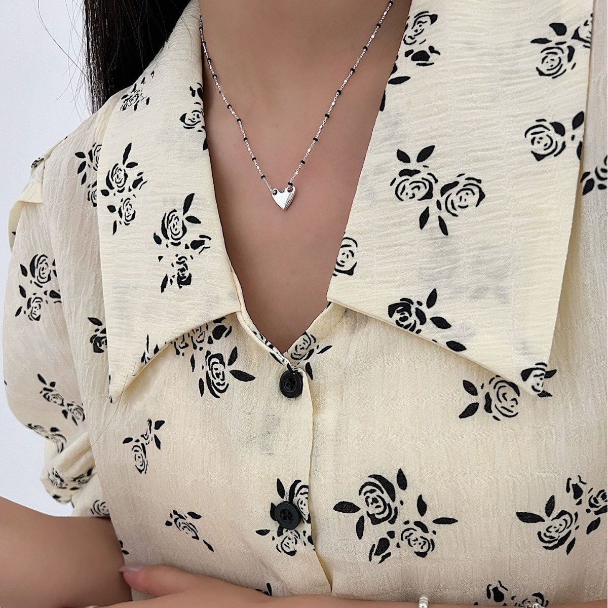 S925 Sterling Silver Necklace With Black Epoxy Heart And Cross Pendant - Image 3